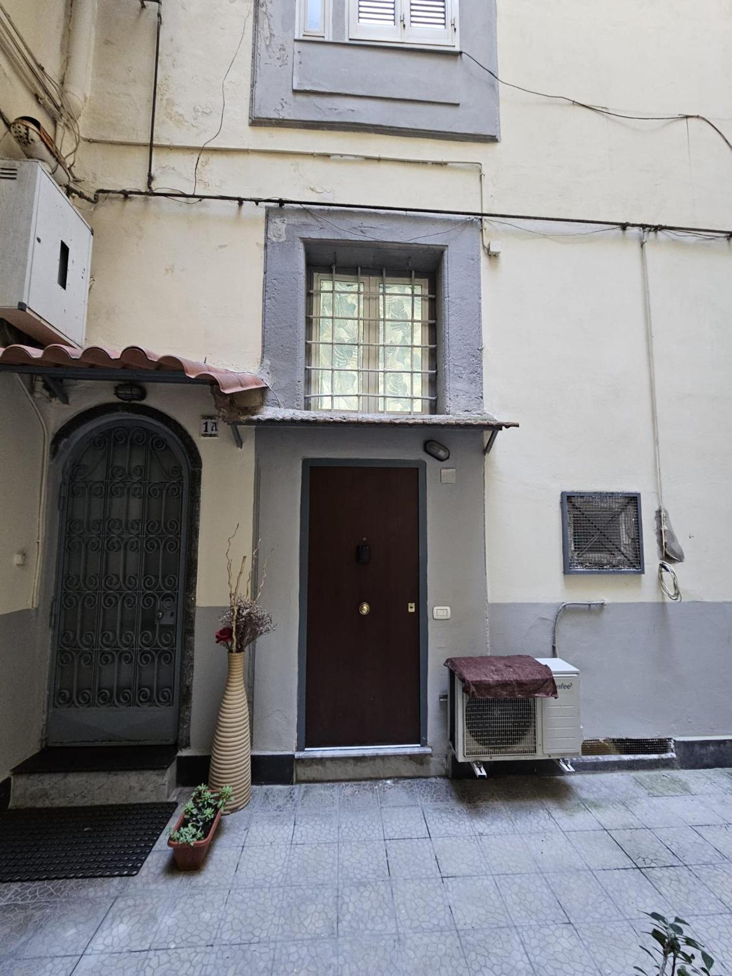 Spaccanapoli A Toledo Home Nápoles Exterior foto